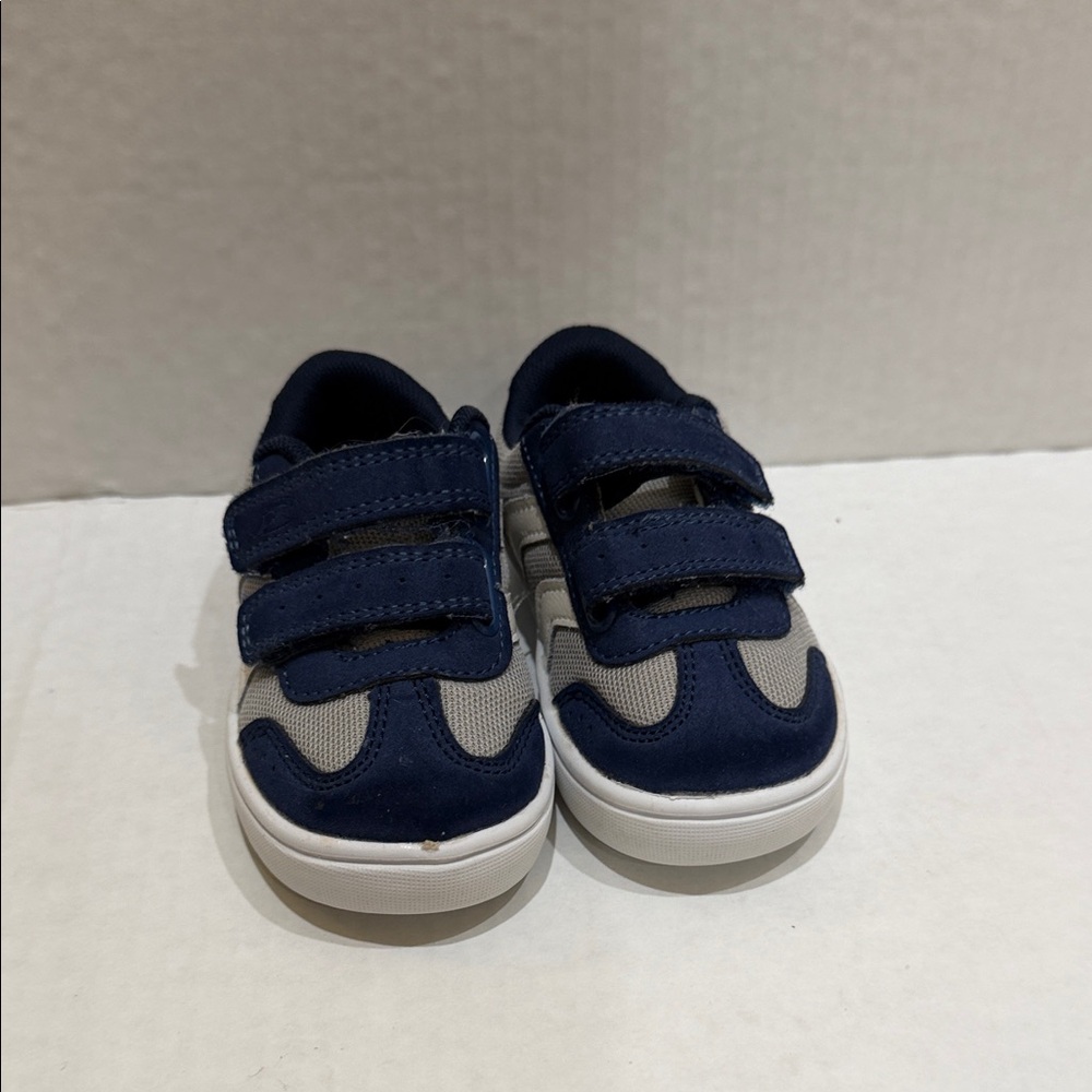 Dr. Scholl's Navy and Gray Kids Sneakers